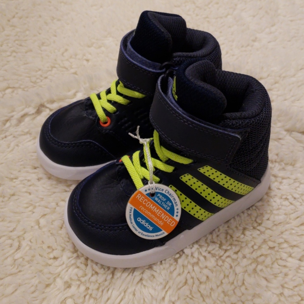NWT - Toddler Adidias High Top Sneakers - Size 5